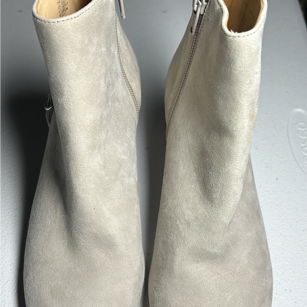 Katy Perry Collections Cream Ankle Booties with Block Heel - Picture 4 of 8